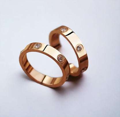 LUSSO™ Love Ring