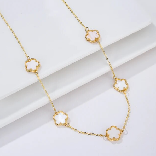 LUSSO™ Clover Necklace