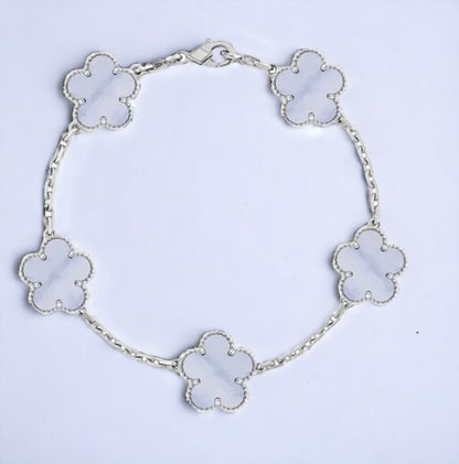 LUSSO™ Clover Bracelet