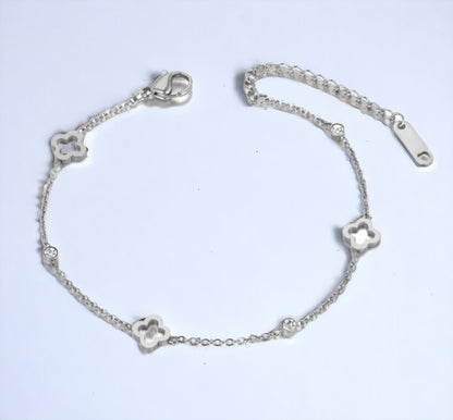 LUSSO™ Clover Bracelet