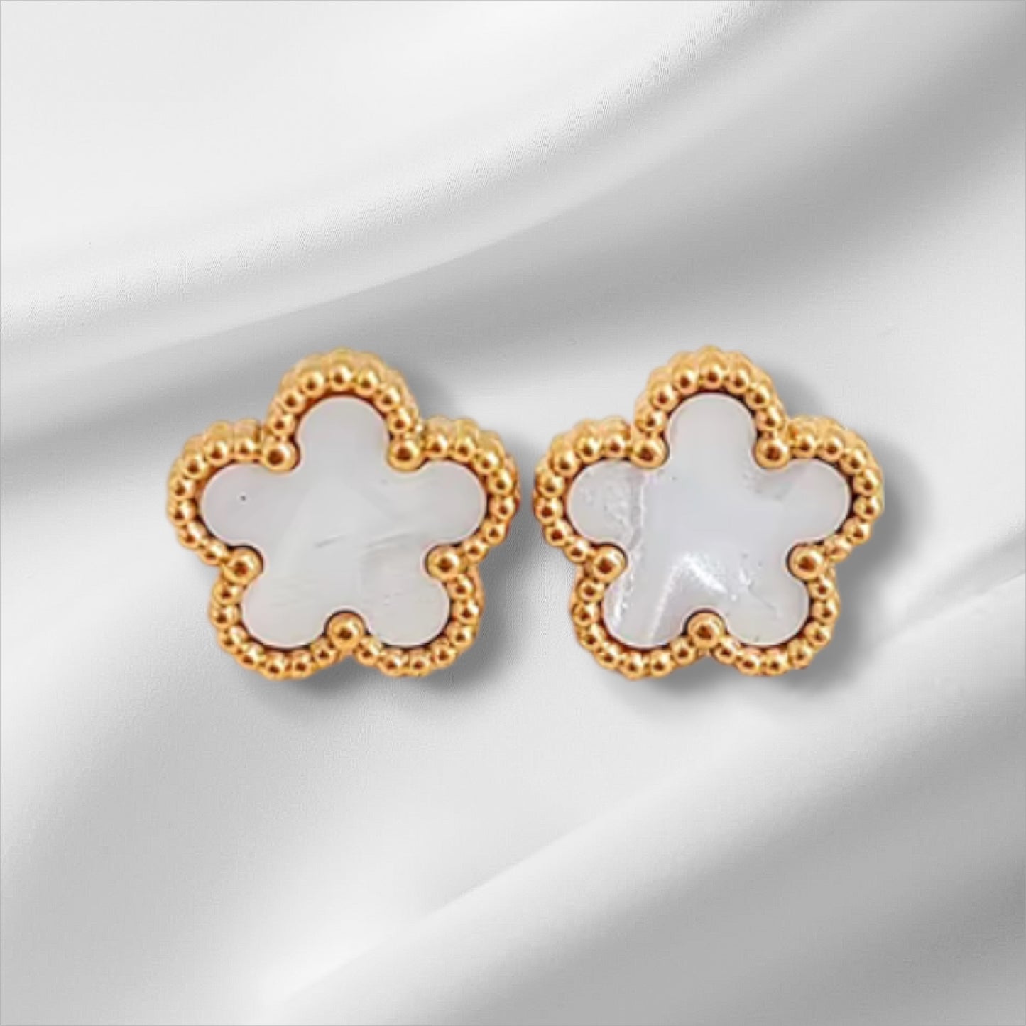 LUSSO™ Clover Earrings